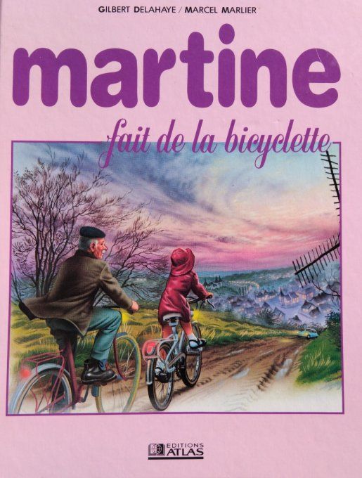 Martine fait de la bicyclette 